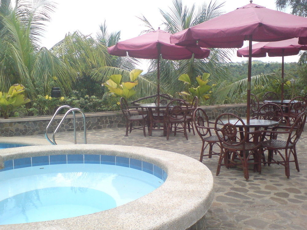 G'S Grand Resort And Convention Center Panglao Exterior photo
