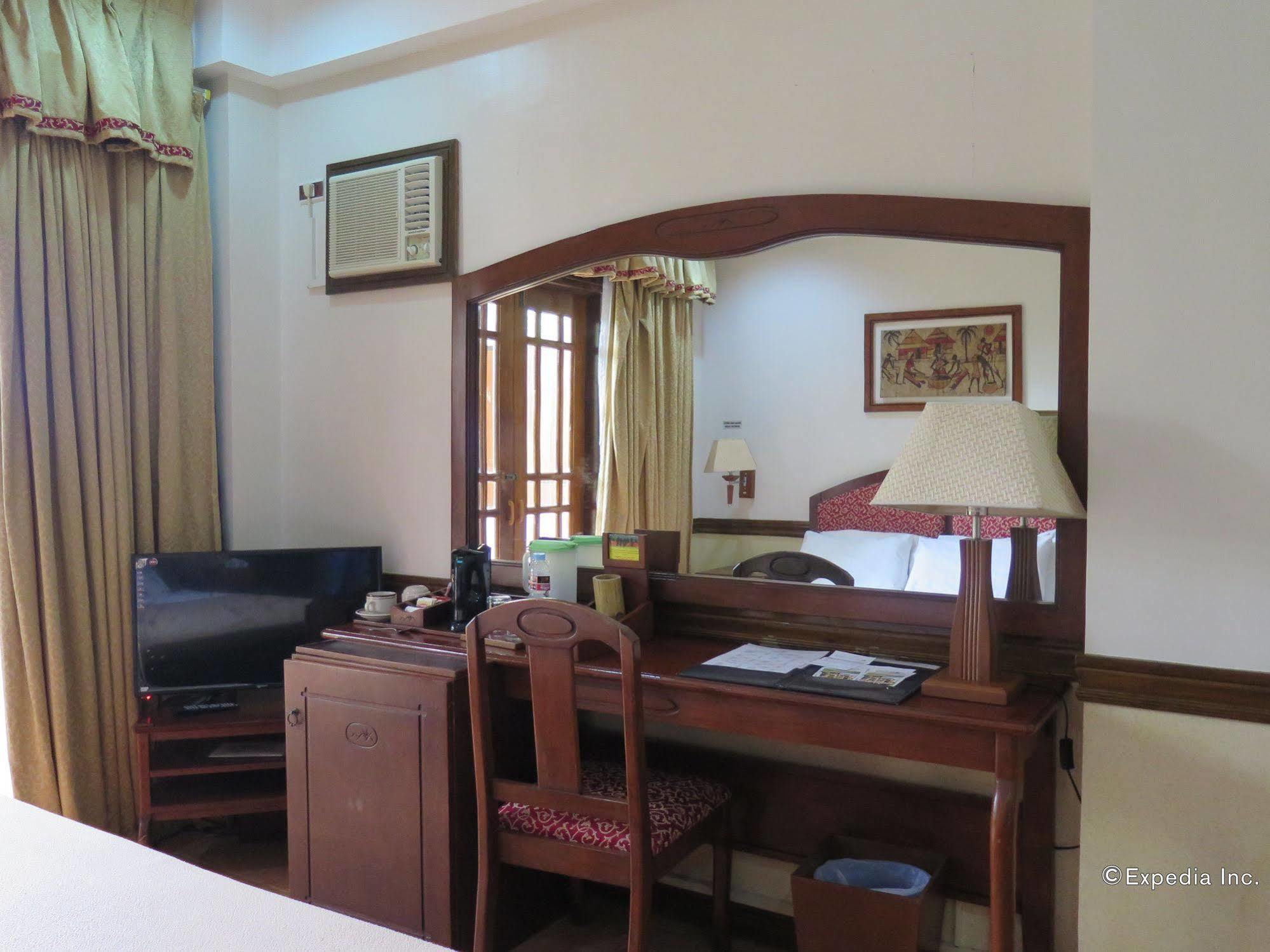 G'S Grand Resort And Convention Center Panglao Exterior photo